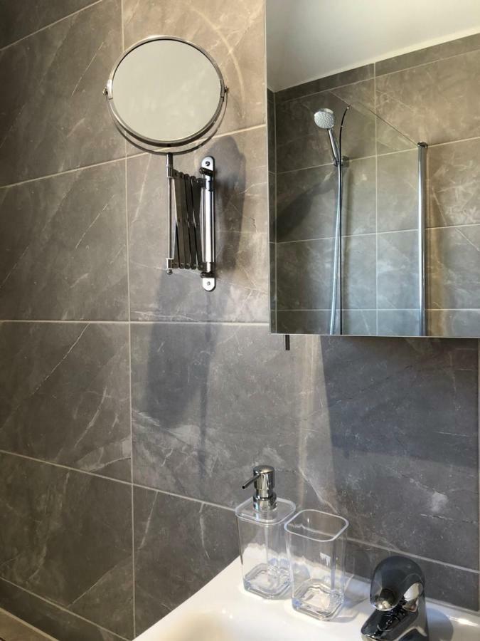 Charming Three Bed Home Near City Centre And Hospital Southampton Kültér fotó