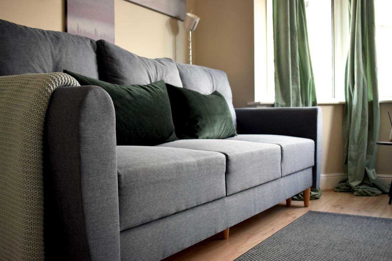 Charming Three Bed Home Near City Centre And Hospital Southampton Kültér fotó