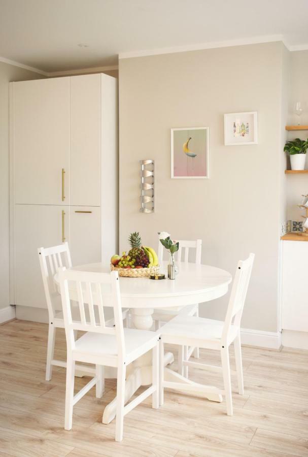 Charming Three Bed Home Near City Centre And Hospital Southampton Kültér fotó